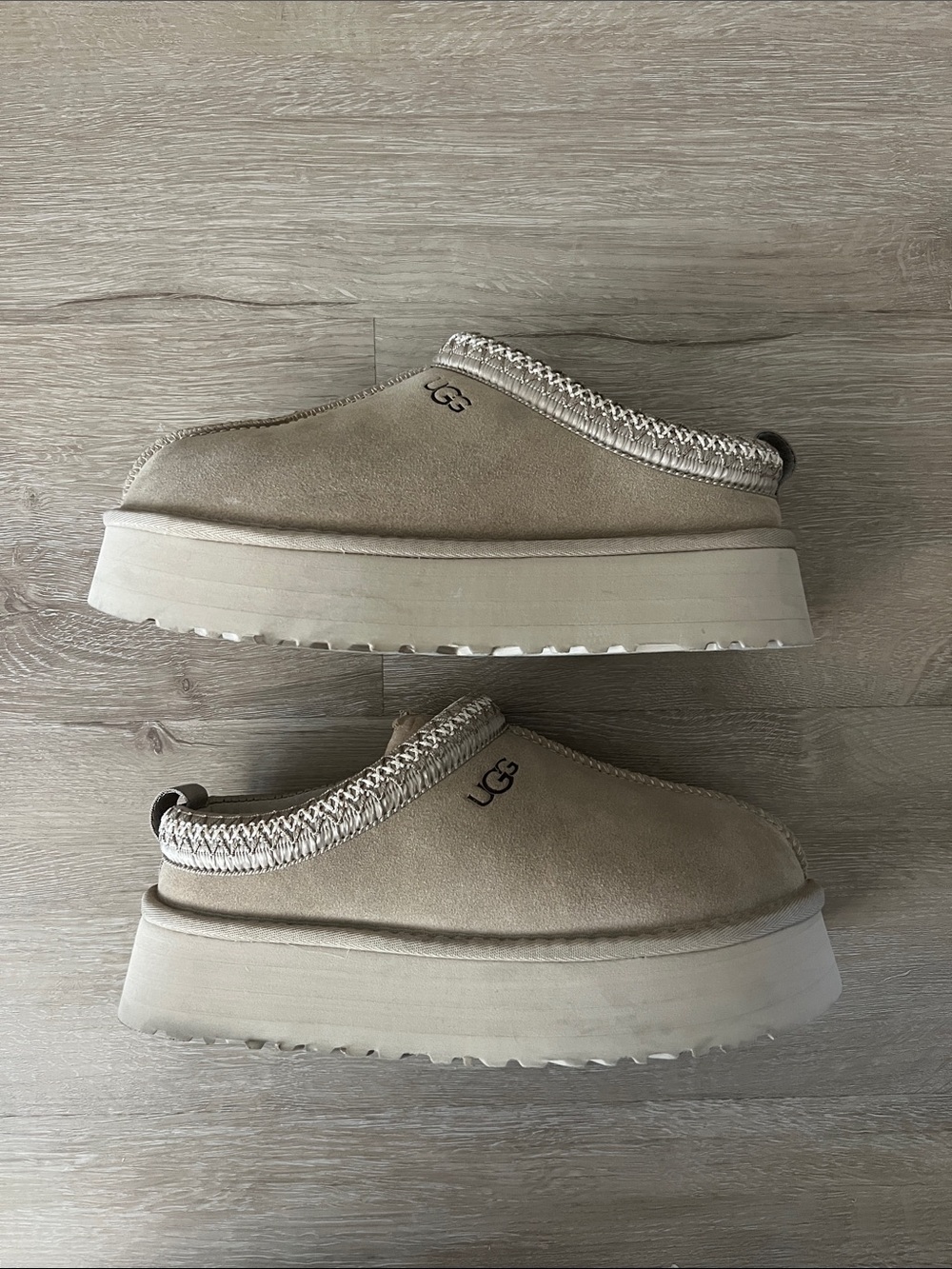 UGG Women’s Tazz